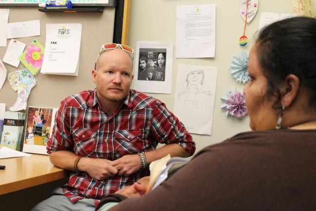 Carl Knudson, a mobile housing worker from Portland Homeless Family Solutions at a meeting with a client seeking permanent, stable housing.