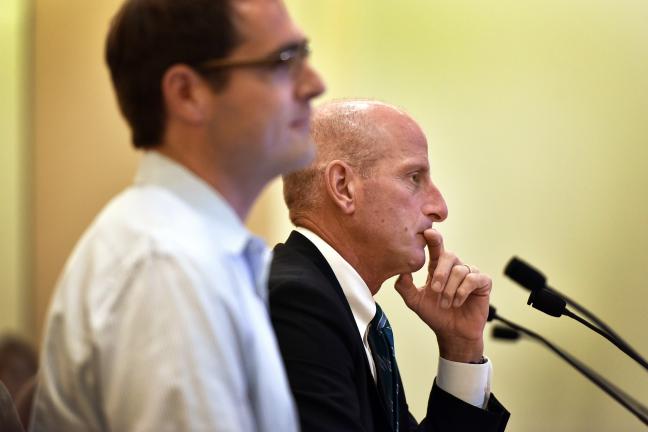 Project manager Brett Taute  (left) and Doug Obletz address the Multnomah County Board of Commissioners.