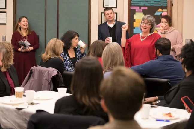 Representante Barbara Smith Warner