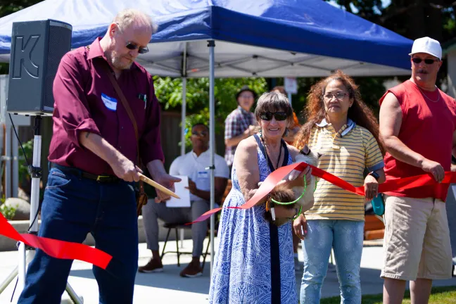 Oak Leaf ribbon cutting