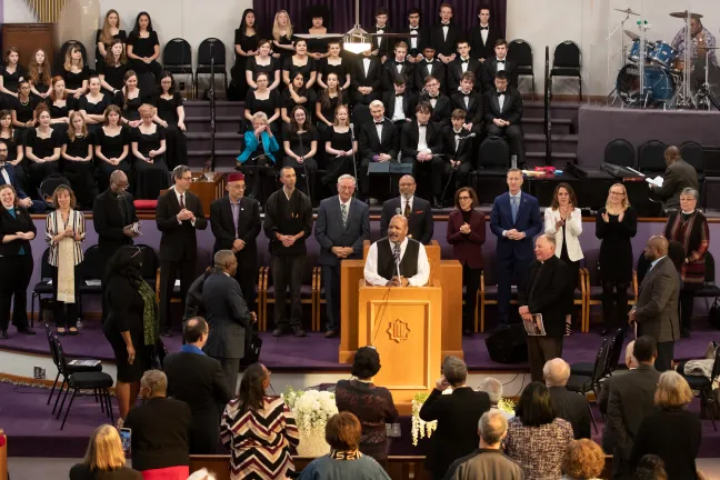 Pastor J.W. Matt Hennessee welcomes community to his congregation.