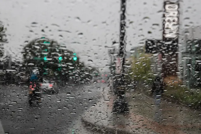 Rainy scene in Multnomah County.