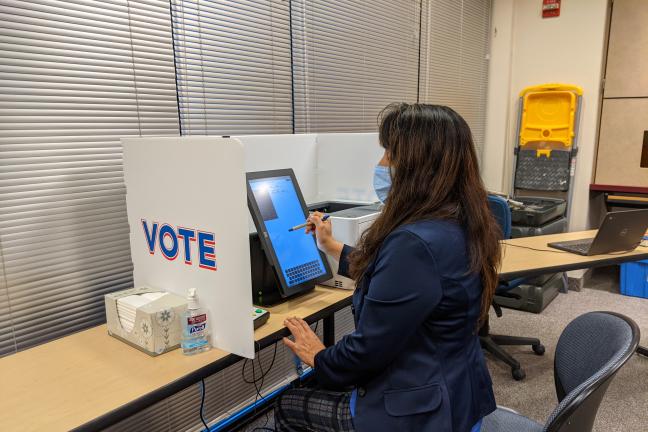 Independent Voting Units (IVUs), were made available to voters at the main election office in Southeast Portland and at the Gresham Voting Center Express. 