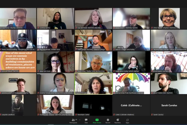 Captura de pantalla de reunión virtual sobre refugio alternativo.