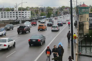 Traffic on the Burnside Bridge