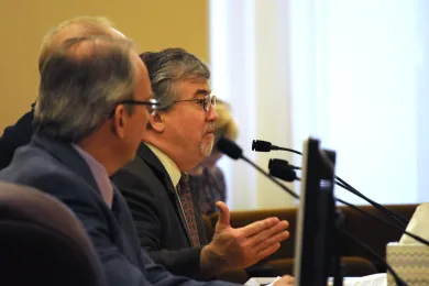 County Assistant Attorney Ken Elliot explains benefits of CM/GC method