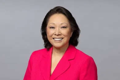 Lori Stegmann head shot