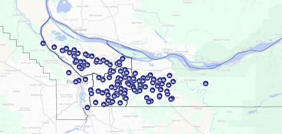 County map showing Commissioner Districts in the background and preschools in the foreground.
