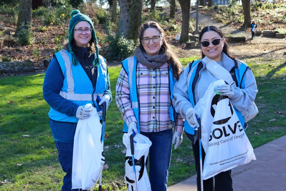 Multnomah County Auditor's Office at SOLVE's Martin Luther King Jr Day Clean Up and Gathering event.
