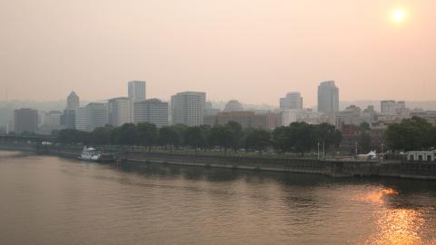 smokey sky in Portland