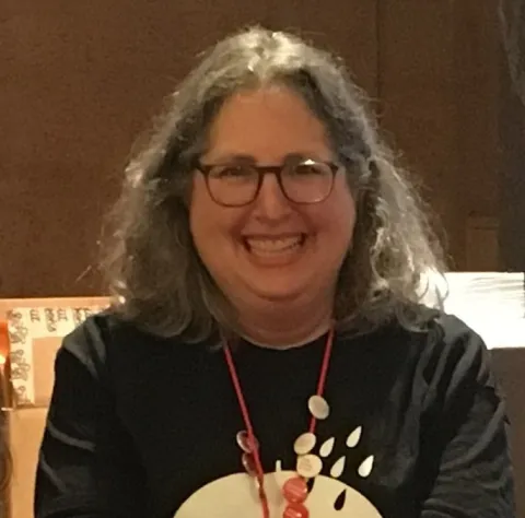 Picture of Gail Zuro