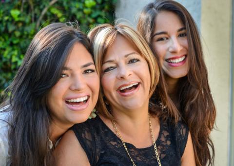 teen daughters with mother