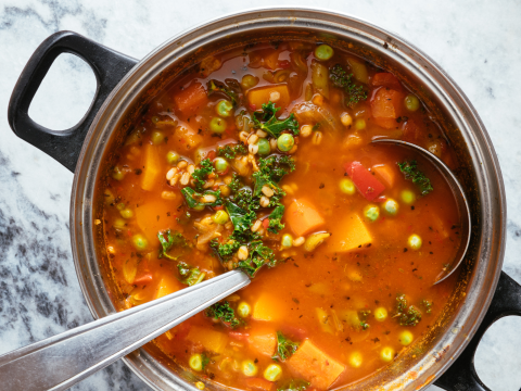 orange carrot kale soup